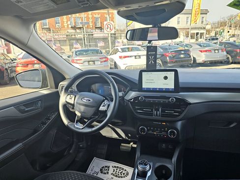 Used 2023 Ford Escape Active image 16