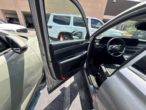 Used 2025 Hyundai Palisade SEL FWD image 30