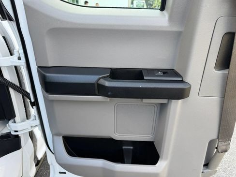 Used 2017 Ford F250 XL w/ Power Equipment Group AWD/4WD image 22