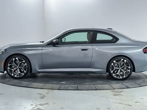 Used 2025 BMW 230i Coupe w/ Premium Package RWD image 5
