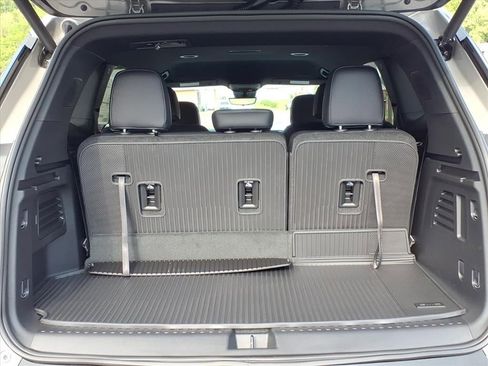 New 2026 GMC Acadia AT4 AWD/4WD image 7