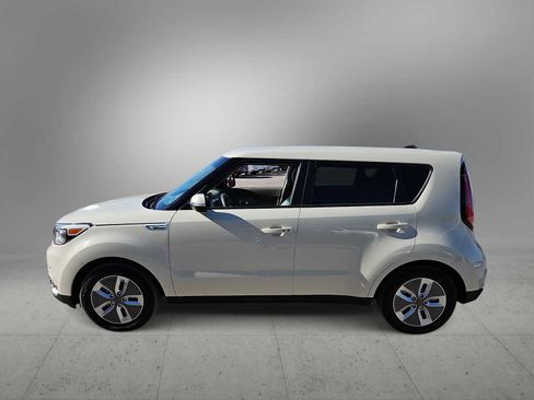 Used 2017 Kia Soul EV + image 5