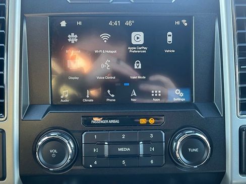 Used 2019 Ford F250 Lariat w/ Lariat Value Package image 13