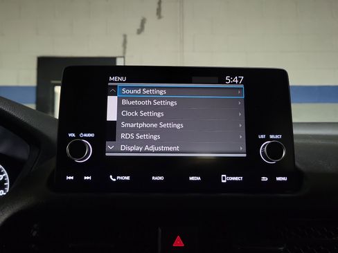 Certified 2023 Honda HR-V LX image 28