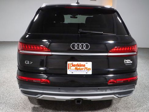 Used 2021 Audi Q7 2.0T Premium w/ Convenience Package AWD/4WD image 8