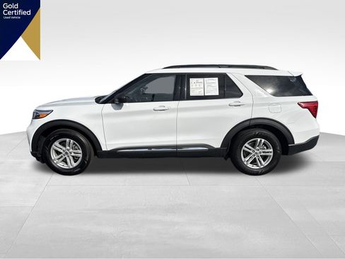 Certified 2024 Ford Explorer XLT w/ Equipment Group 202A image 4