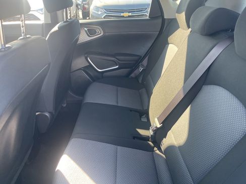 Used 2023 Kia Soul LX w/ LX Technology Package image 20