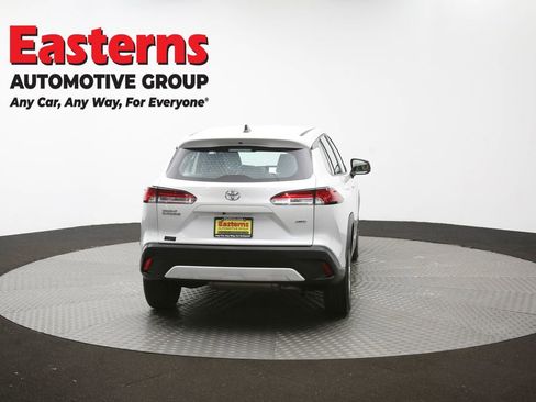 Used 2024 Toyota Corolla Cross L AWD/4WD image 37