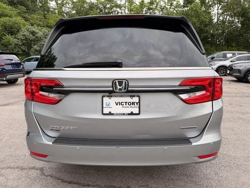 Used 2021 Honda Odyssey Touring image 5