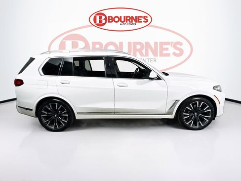 Used 2022 BMW X7 xDrive40i w/ Cold Weather Package AWD/4WD image 12