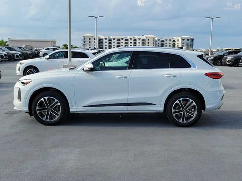 Certified 2025 Audi Q5 Premium Plus w/ Premium Plus AWD/4WD image 3