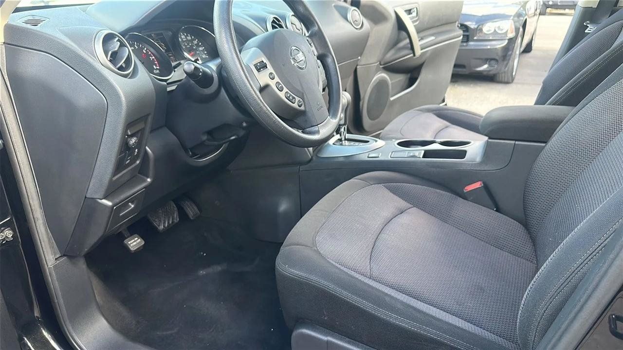 Used 2012 Nissan Rogue SV w/ Premium Pkg AWD/4WD image 20
