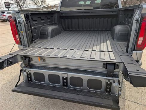 Certified 2023 GMC Sierra 1500 SLT image 26