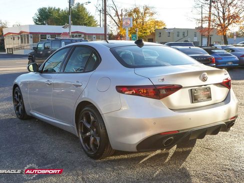 Used 2019 Alfa Romeo Giulia Ti Sport w/ Quick Order Package 22S Sport image 5
