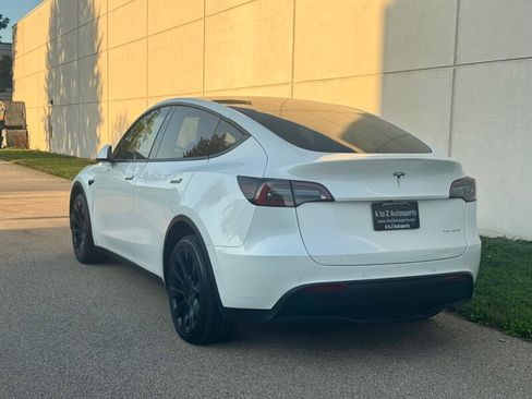 Used 2021 Tesla Model Y Long Range AWD/4WD image 8