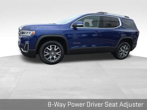 Used 2023 GMC Acadia SLT w/ Preferred Package image 14