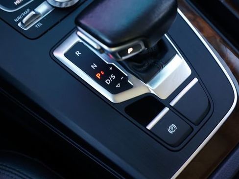 Used 2018 Audi Q5 2.0T Premium Plus w/ Premium Plus Package image 42