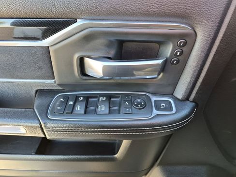 Used 2019 RAM 2500 Laramie image 28