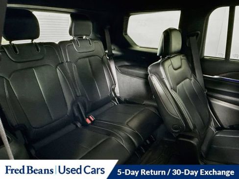 Used 2023 Jeep Grand Cherokee L Overland w/ Luxury Tech Group IV AWD/4WD image 35