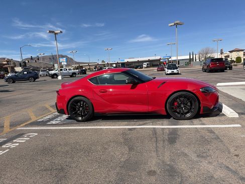 Used 2020 Toyota Supra Launch Edition w/ Driver Assist Package image 4