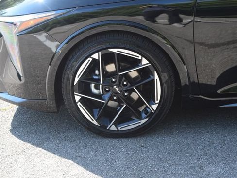 Used 2025 Kia K4 GT-Line w/ GT-Line Premium Package FWD image 31