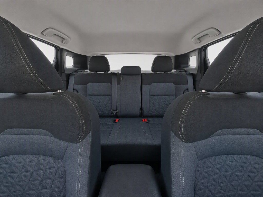Used 2025 Nissan Kicks SV FWD image 23