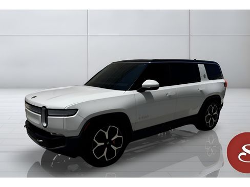 Used 2024 Rivian R1S Adventure AWD/4WD image 1