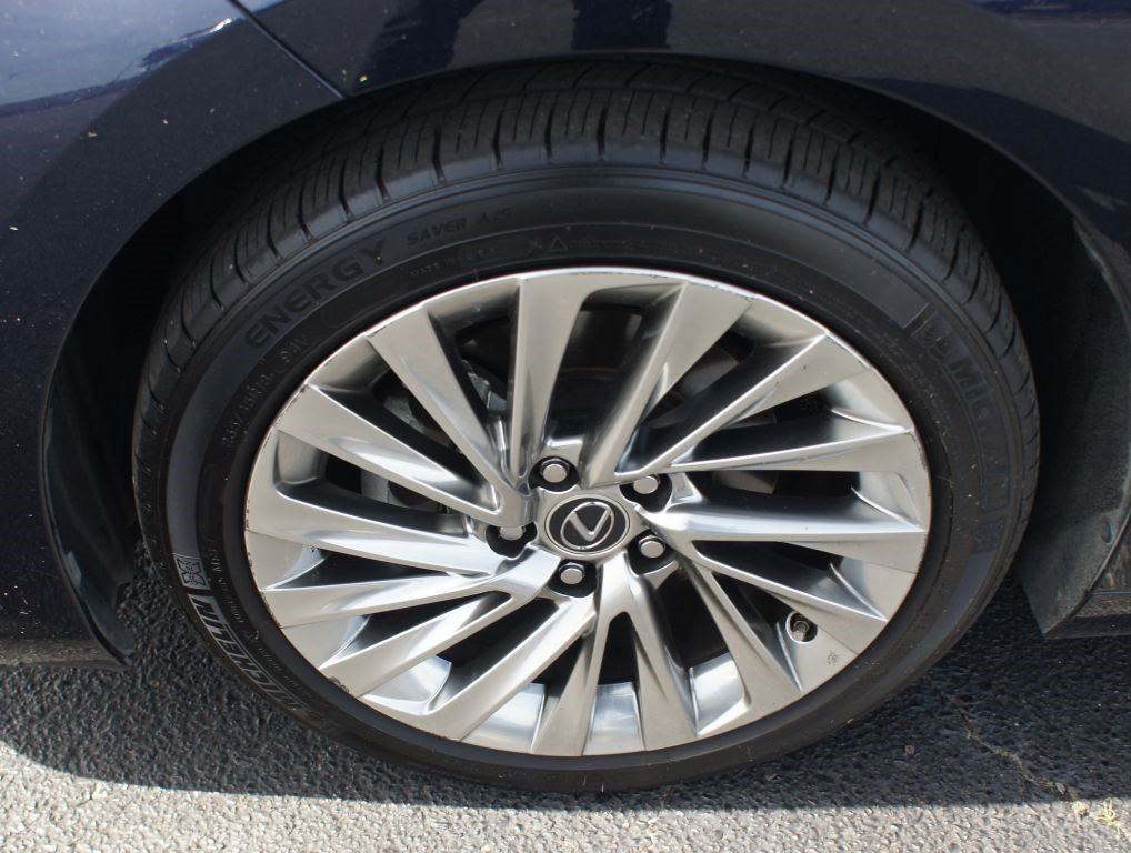 Used 2022 Lexus ES 350 Ultra Luxury FWD image 26