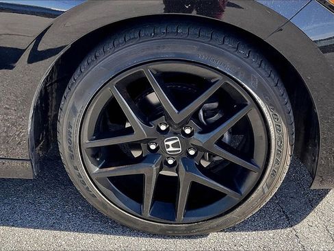 Used 2023 Honda Civic Sport image 5