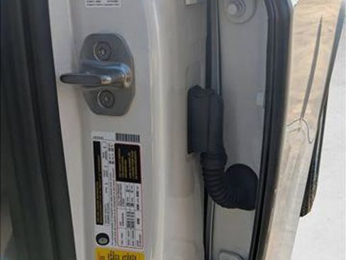 Used 2020 BMW X5 xDrive40i w/ Premium Package image 26