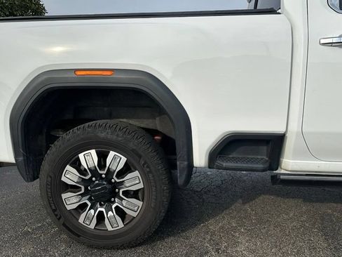 Used 2024 GMC Sierra 2500 Denali w/ Denali Reserve Package AWD/4WD image 17