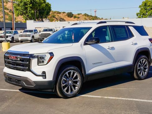 New 2026 GMC Terrain Elevation w/ Elevation Premium Package AWD/4WD image 3