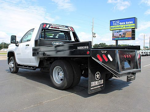 Used 2024 Chevrolet Silverado 3500 W/T w/ Snow Plow Prep Package image 4