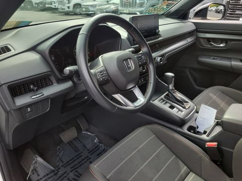 Certified 2025 Honda CR-V Sport image 19