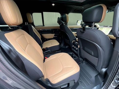 New 2026 Land Rover Defender 130 V8 image 10