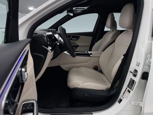 Certified 2026 Mercedes-Benz GLC 300 image 5