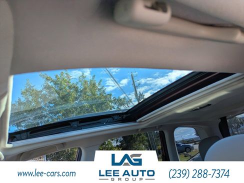 Used 2016 Subaru Forester 2.5i Touring w/ Eyesight & Navigation System image 19