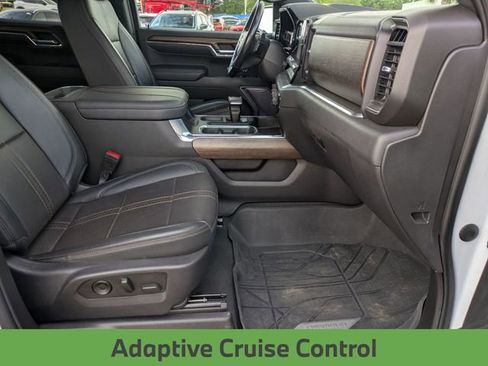Used 2023 Chevrolet Silverado 1500 High Country w/ Technology Package AWD/4WD image 28