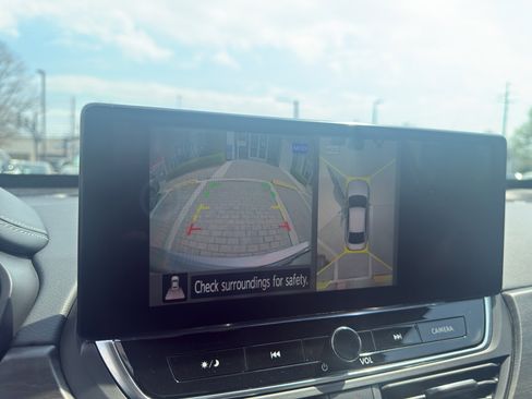 Used 2023 Nissan Altima 2.5 SL FWD image 18
