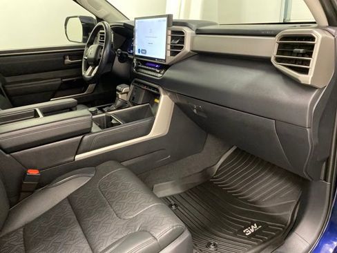 Used 2024 Toyota Tundra Limited w/ Power Package image 36