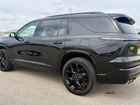 Used 2024 Chevrolet Traverse RS w/ LPO, Floor Liner Package image 8