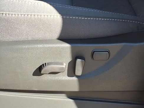 New 2026 Nissan Frontier SV w/ Tow Package image 10