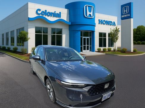Used 2024 Honda Accord EX image 9