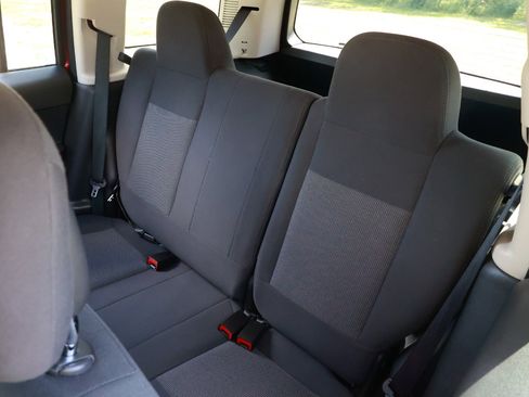 Used 2012 Jeep Patriot Sport image 8