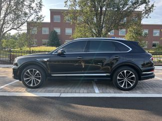 Used 2024 Bentley Bentayga Plug-In Hybrid AWD/4WD video 1