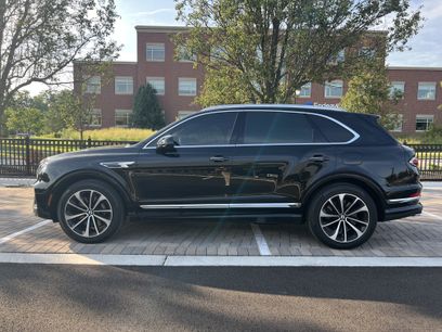 Used 2024 Bentley Bentayga Plug-In Hybrid