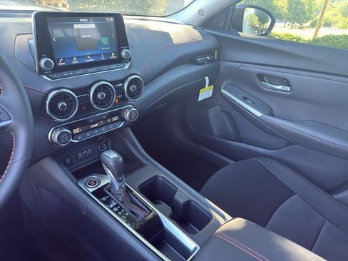 New 2025 Nissan Sentra SR image 23