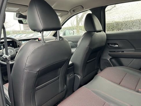 New 2025 Nissan Kicks SR w/ Illumination Package image 21