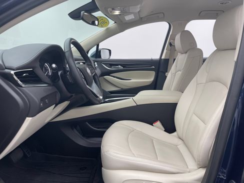 Used 2023 Buick Enclave Essence FWD image 17