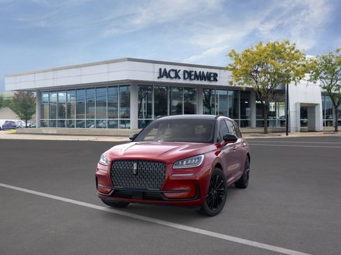 New 2026 Lincoln Corsair Premiere AWD/4WD image 2
